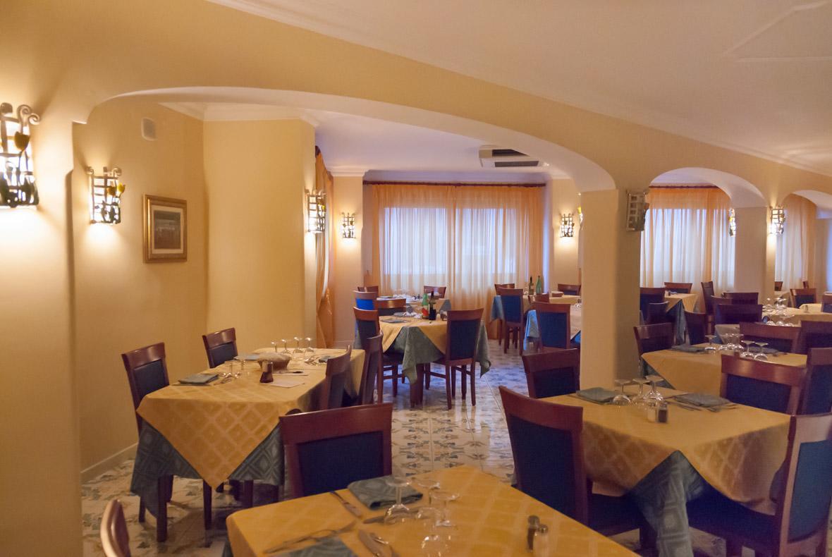 Hotel Terme Fiola 카사밋쵸라테르메 외부 사진
